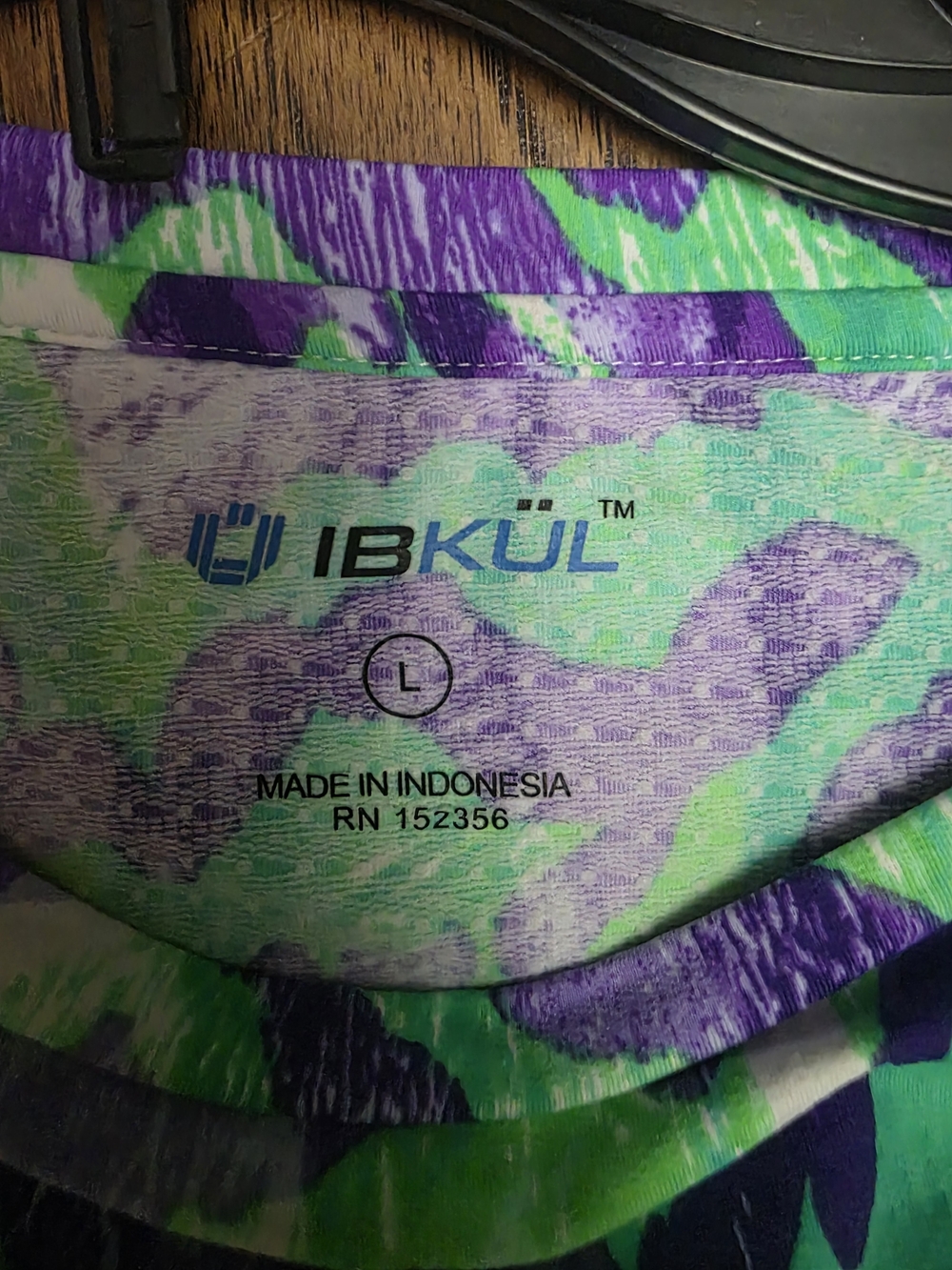 IBKUL Green Purple Zebra-Print Long Sleeve Tee sz Large - Picture 2 of 2